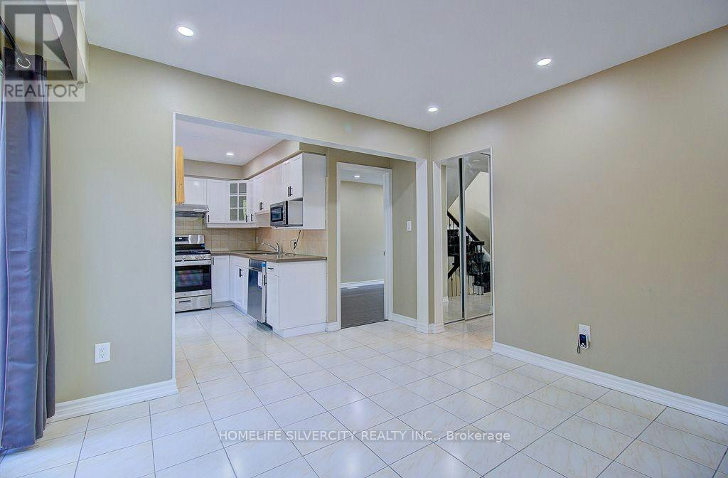 17 Rooksnest Trail, Toronto, ON, M1S 3W1 - 13