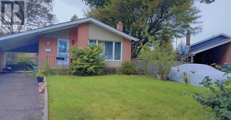 858 Chapleau Drive, Pickering, ON, L1W 1P4