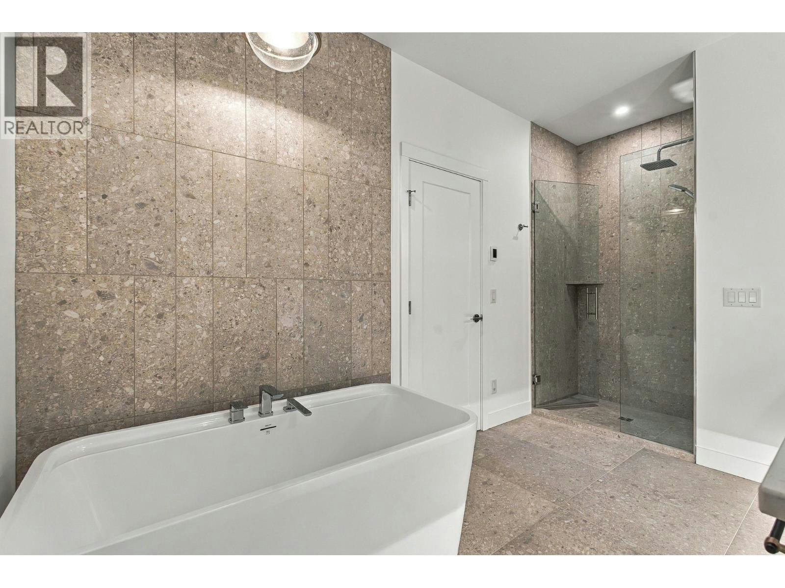 487 N Clifton Road, Kelowna, BC, V1V 1H1 - 41