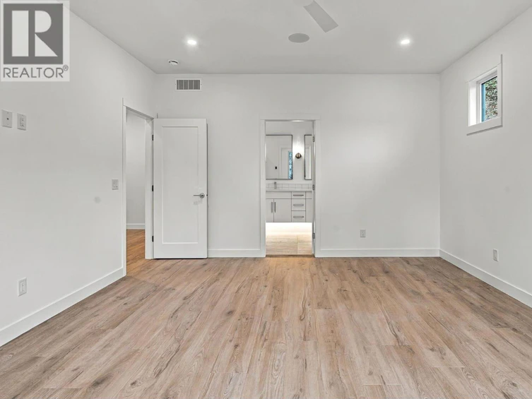 487 N Clifton Road, Kelowna, BC, V1V 1H1 - 36