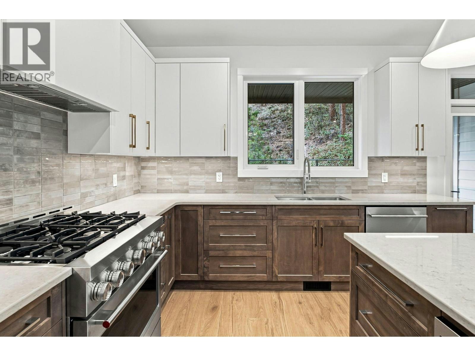 487 N Clifton Road, Kelowna, BC, V1V 1H1 - 24