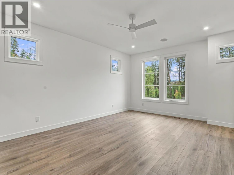 487 N Clifton Road, Kelowna, BC, V1V 1H1 - 31