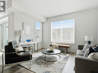117-610 Academy Way - 3
