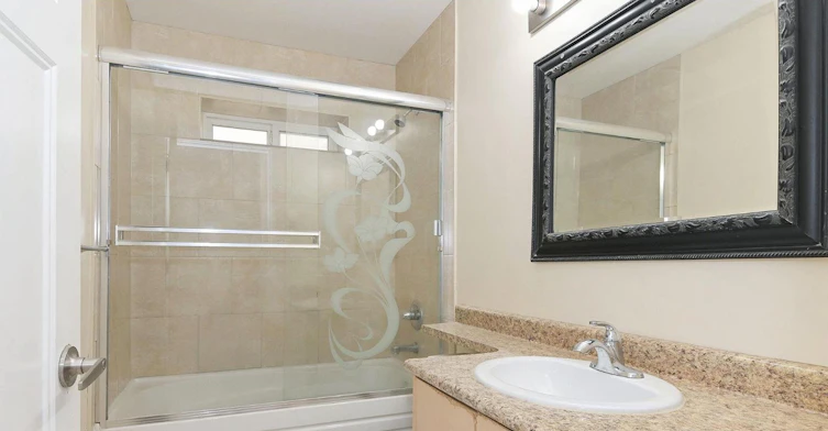 Basement-12970 60 Avenue, Surrey, BC, V3X 2L5 - 11