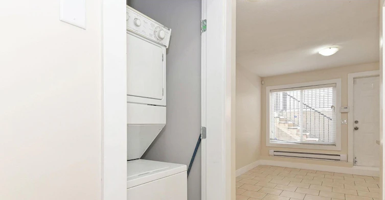 Basement-12970 60 Avenue, Surrey, BC, V3X 2L5 - 12