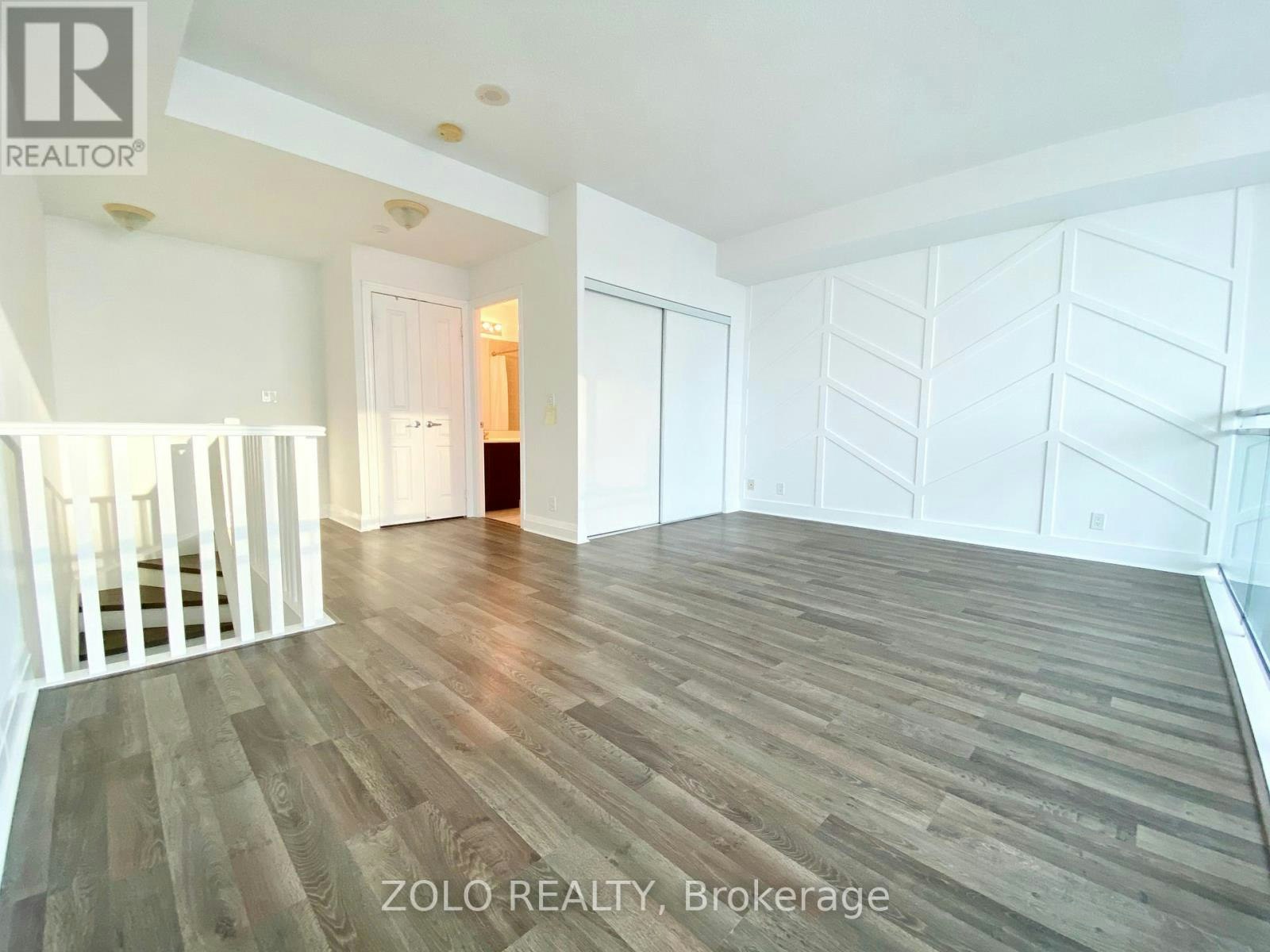 516-220 Burnhamthorpe Road W, Mississauga, ON, L5B 4N4 - 13