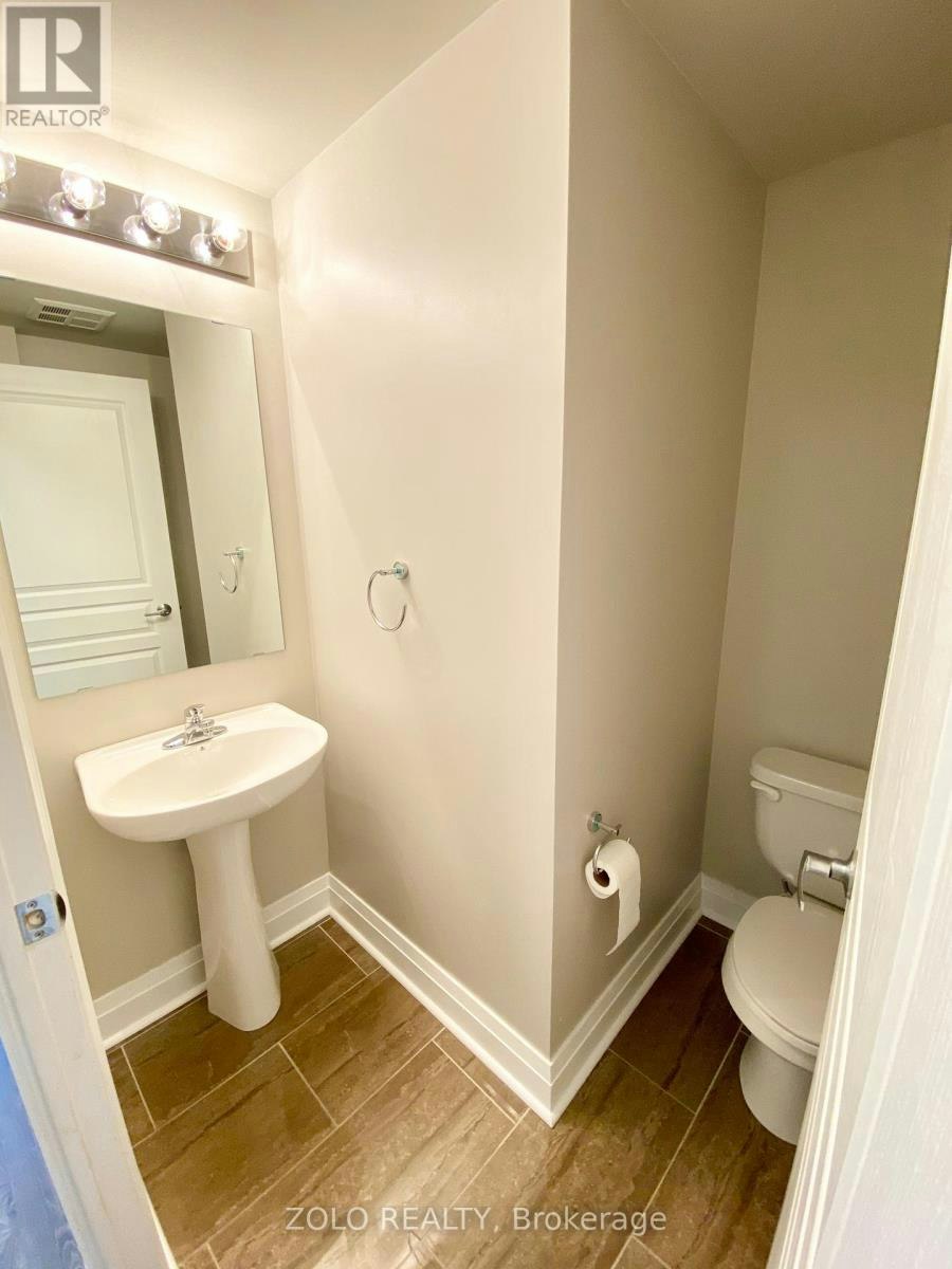 516-220 Burnhamthorpe Road W, Mississauga, ON, L5B 4N4 - 9