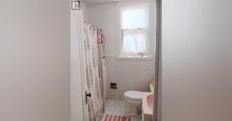 2-104 Twenty Fifth Street, Toronto, ON, M8V 3P8 - 5