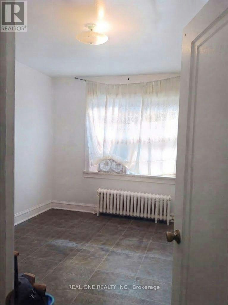 2-104 Twenty Fifth Street, Toronto, ON, M8V 3P8 - 4