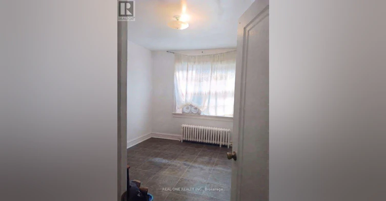 2-104 Twenty Fifth Street, Toronto, ON, M8V 3P8 - 4