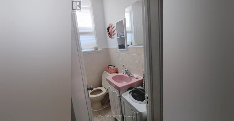 2-104 Twenty Fifth Street, Toronto, ON, M8V 3P8 - 6