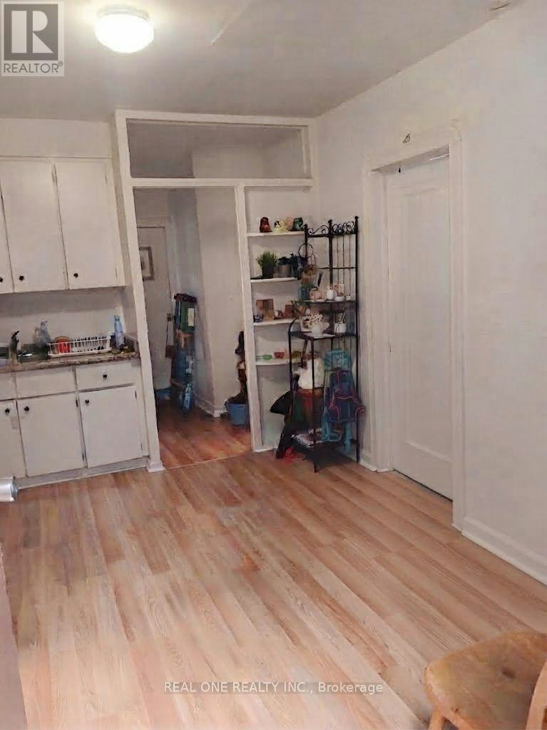 2-104 Twenty Fifth Street, Toronto, ON, M8V 3P8 - 2