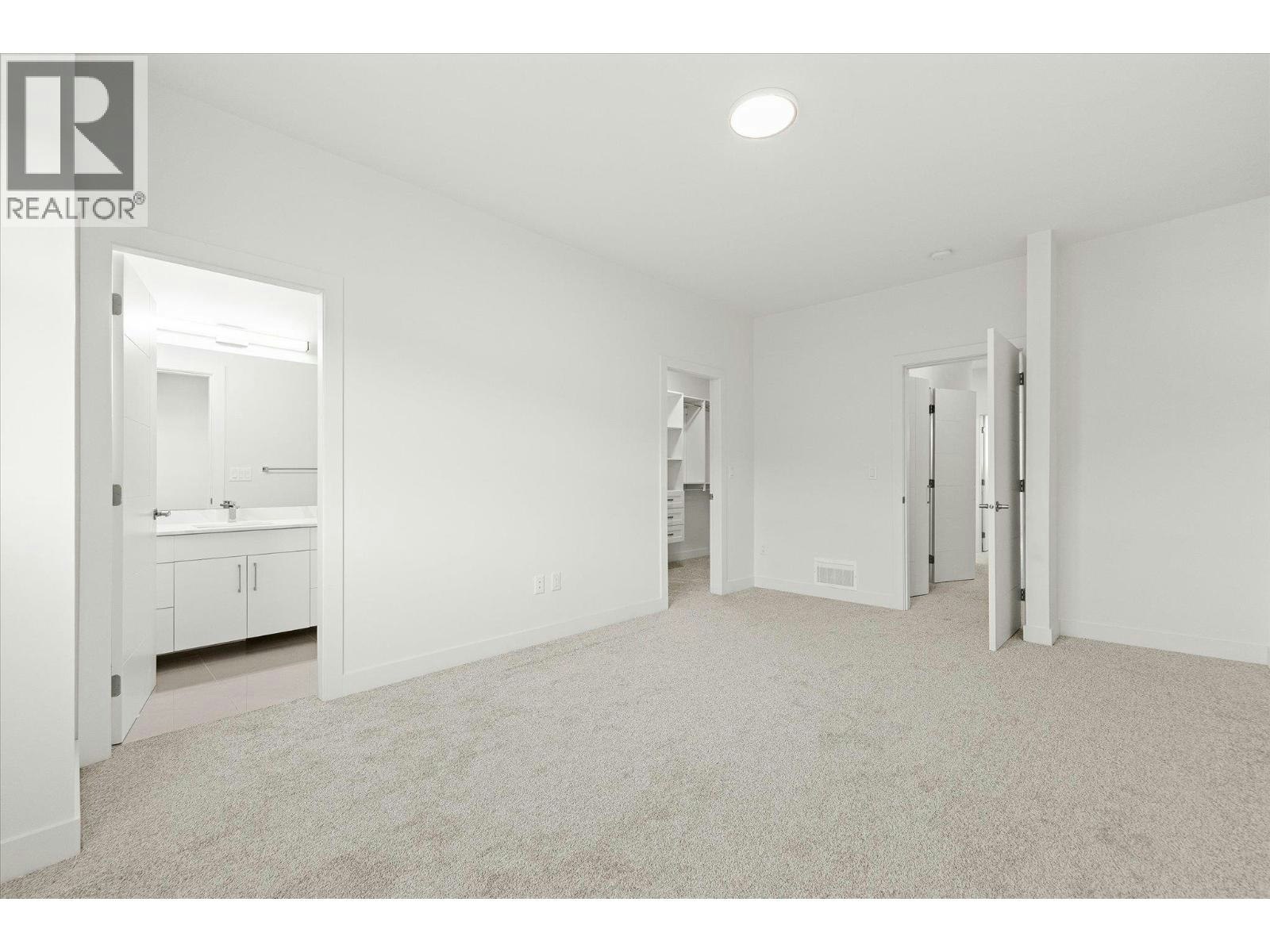 117-5300 Main Street, Kelowna, BC, V1W 0C1 - 35