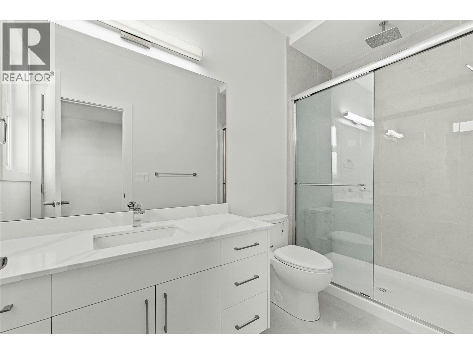 117-5300 Main Street, Kelowna, BC, V1W 0C1 - 37