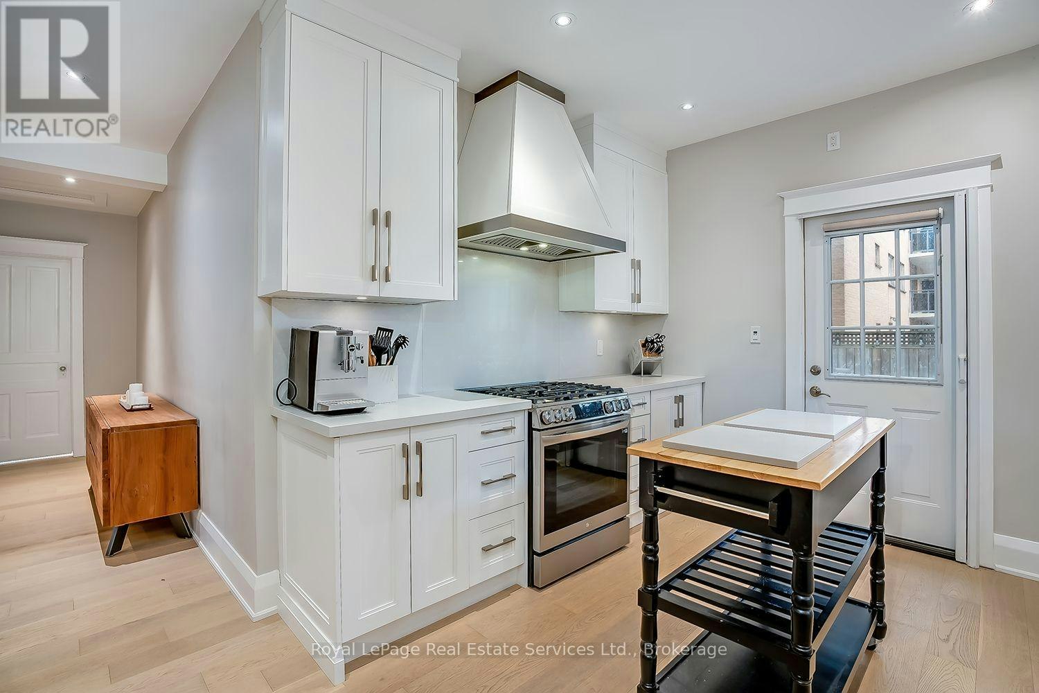 128 Chisholm Street, Oakville, ON, L6K 3J2 - 11