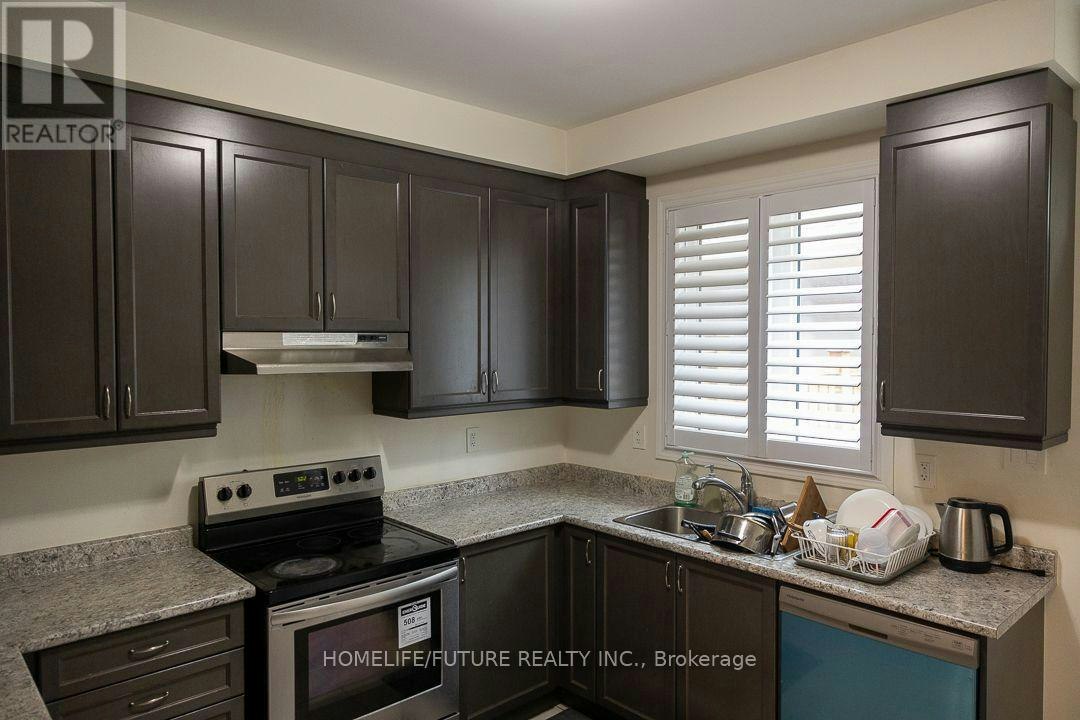 31 Jolly Way, Toronto, ON, M1P 0E2 - 4