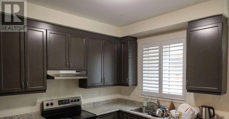 31 Jolly Way, Toronto, ON, M1P 0E2 - 4