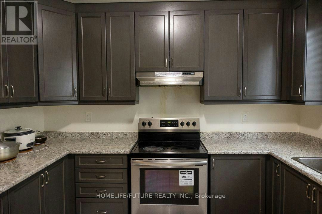 31 Jolly Way, Toronto, ON, M1P 0E2 - 3