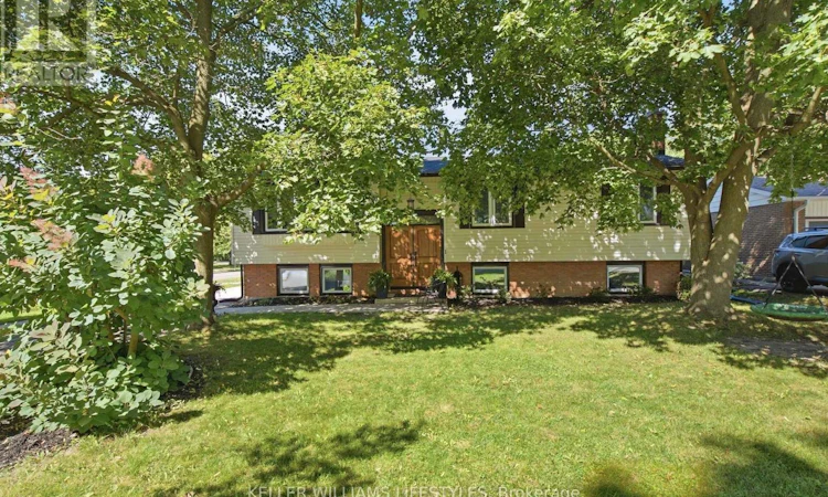1 Queen Anne Circle