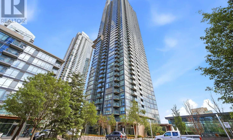 215-11 Brunel Court