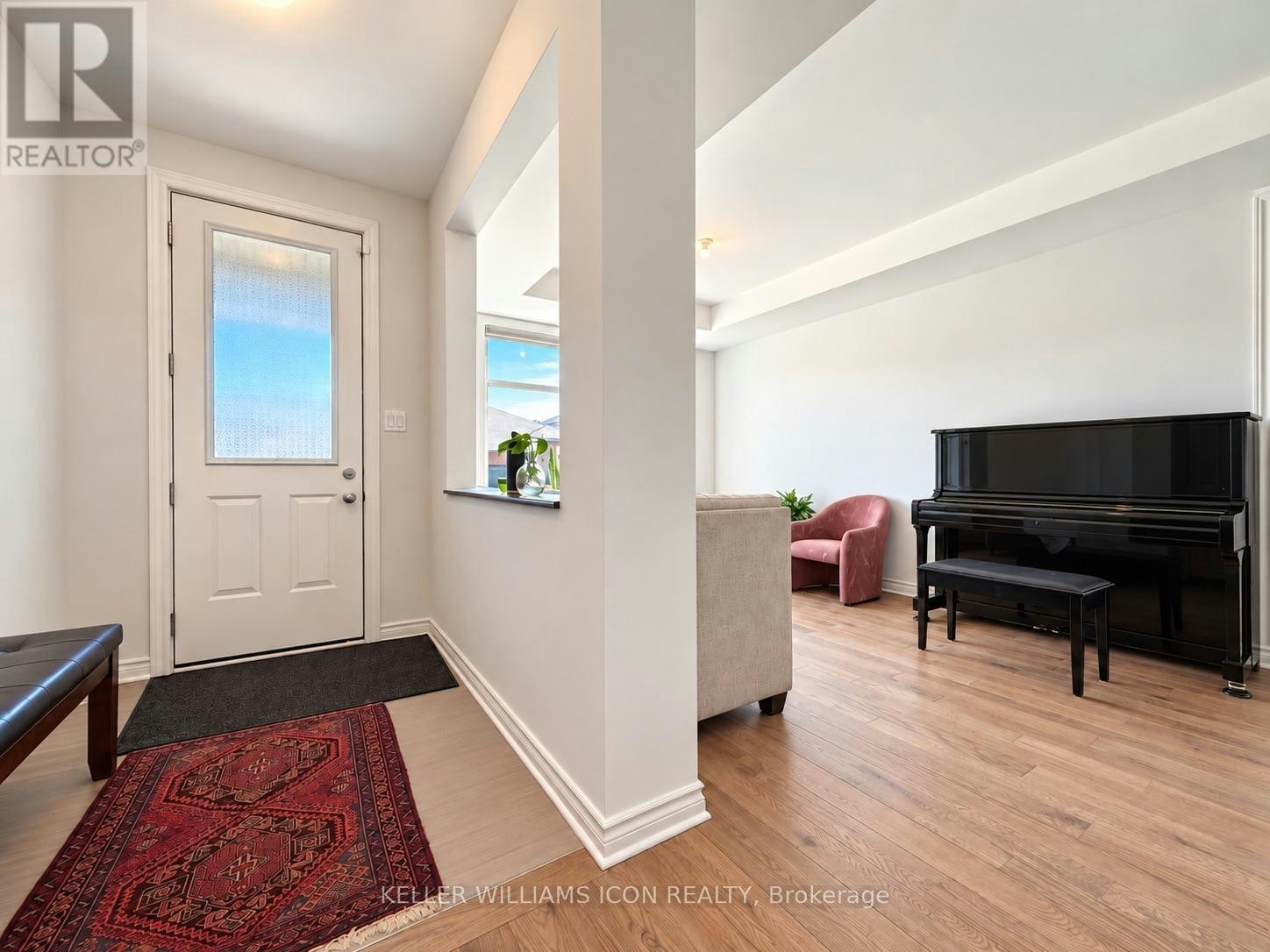 306 Memorial Grove, Ottawa, ON, K1X 0C8 - 2