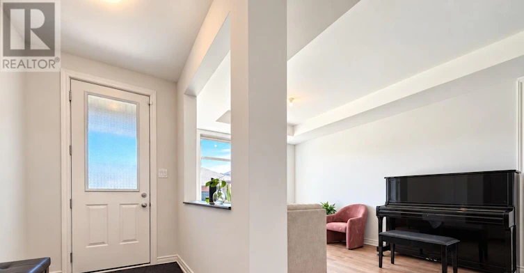 306 Memorial Grove, Ottawa, ON, K1X 0C8 - 2