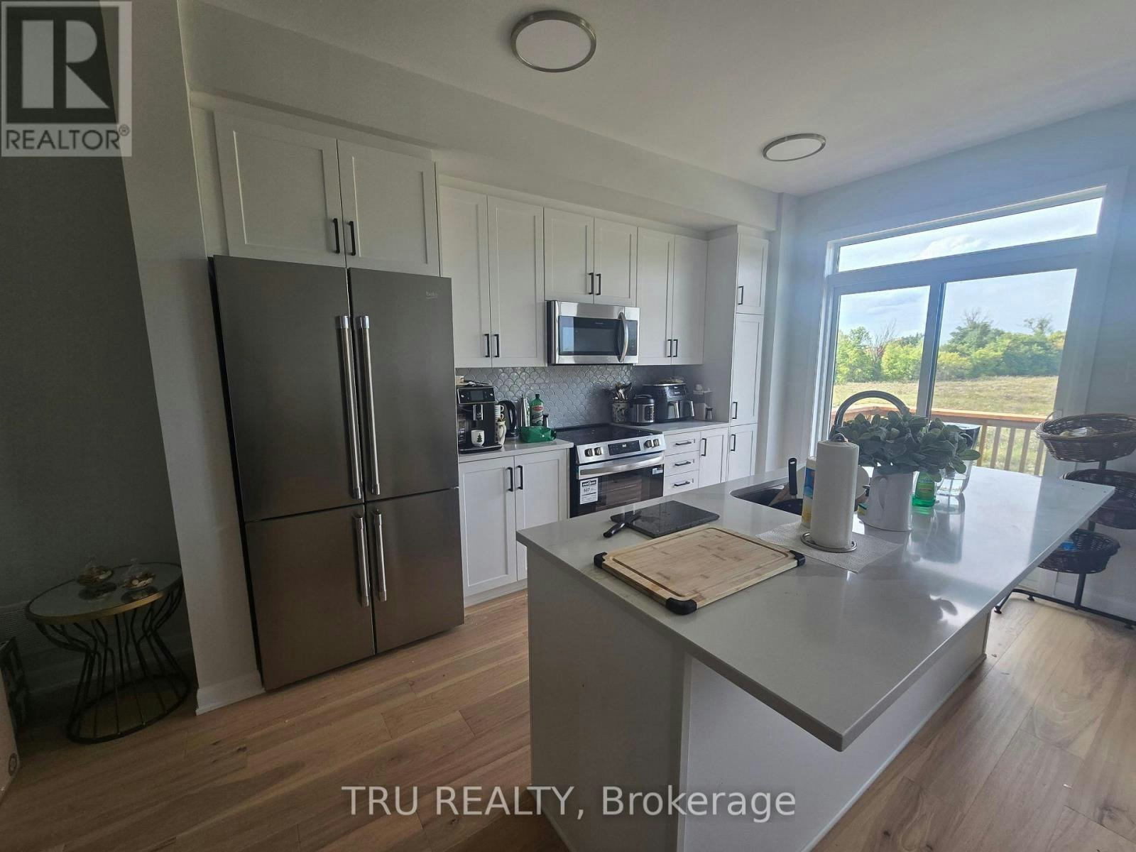 229 Bankside Way, Ottawa, ON, K2J 6K3 - 2