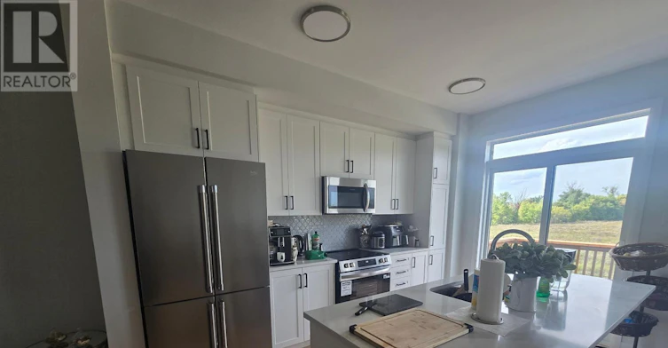 229 Bankside Way, Ottawa, ON, K2J 6K3 - 2