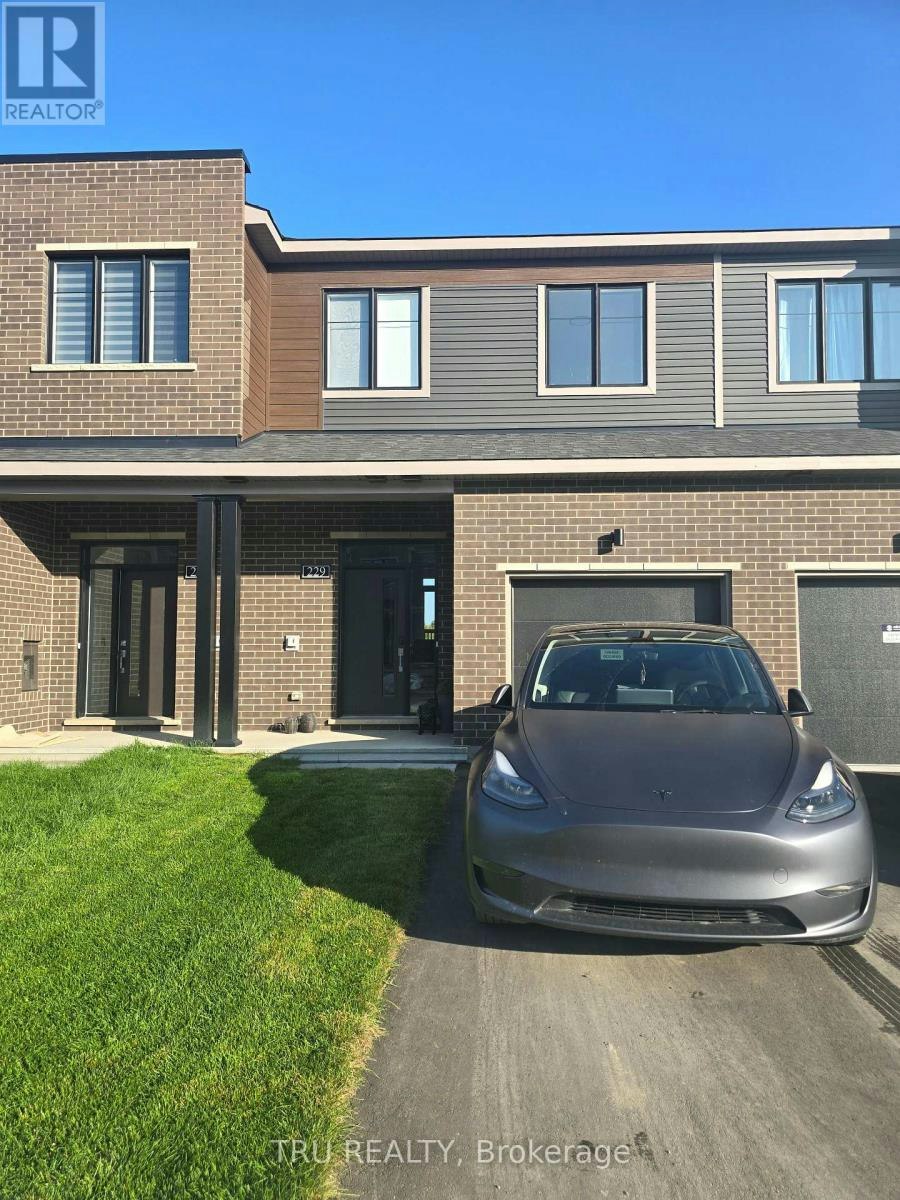 229 Bankside Way, Ottawa, ON, K2J 6K3