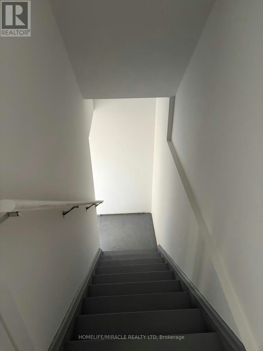 441 Jack Wilford Way S, Oxford Station, ON, N4S 0G4 - 22