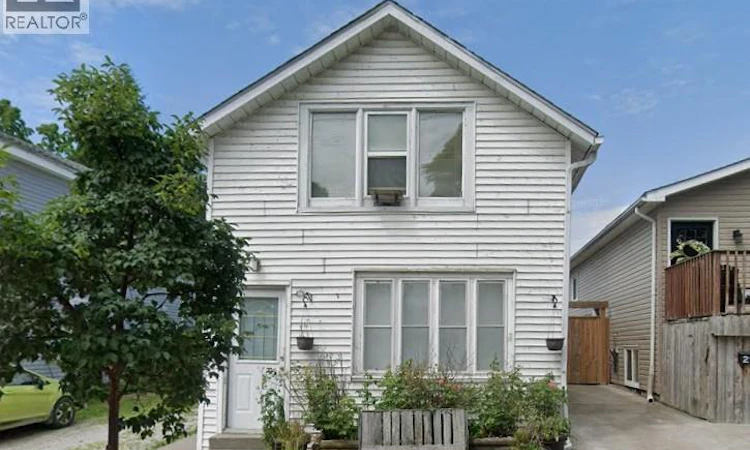 294 Seymour Street