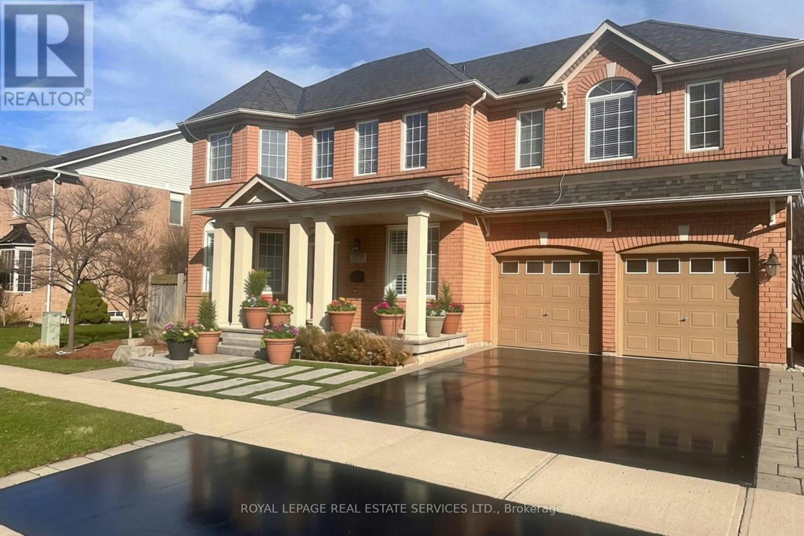2225 Canonridge Circle, Oakville, ON, L6M 4T8 - 2