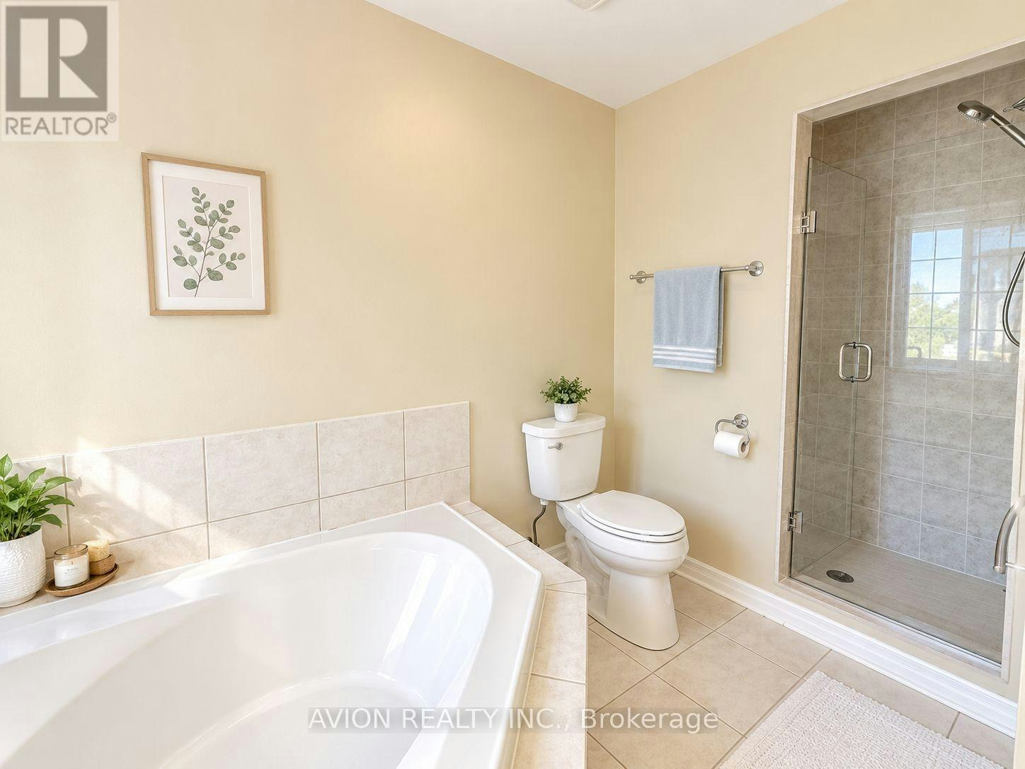 1392 Pinecliff Road, Oakville, ON, L6M 3Z1 - 9
