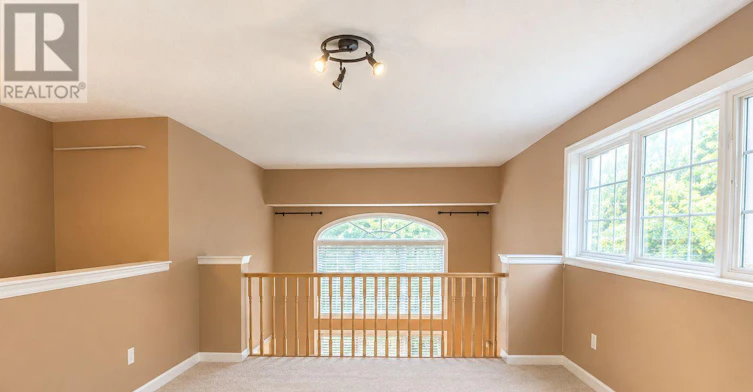 1392 Pinecliff Road, Oakville, ON, L6M 3Z1 - 6