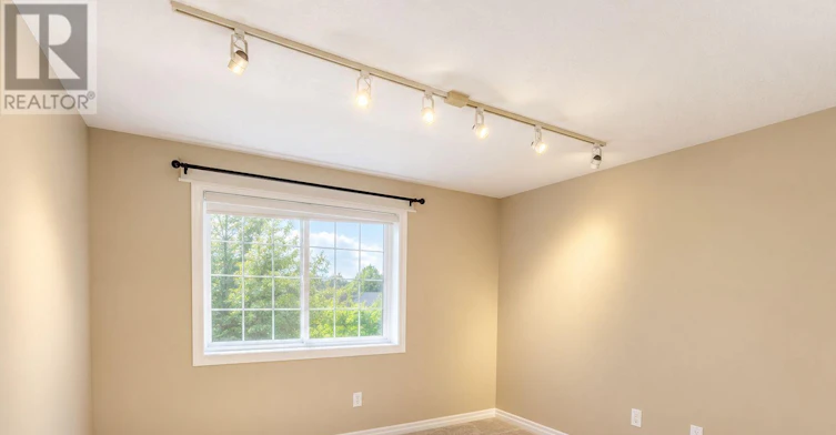 1392 Pinecliff Road, Oakville, ON, L6M 3Z1 - 12