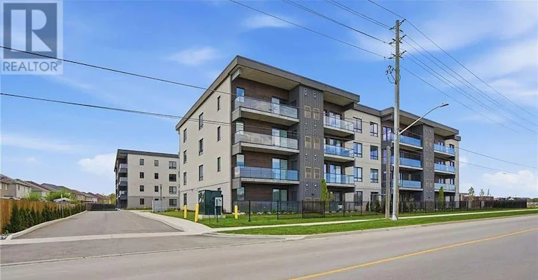 201-7549 Kalar Road, Niagara Falls, ON, L2H 3W6 - 2