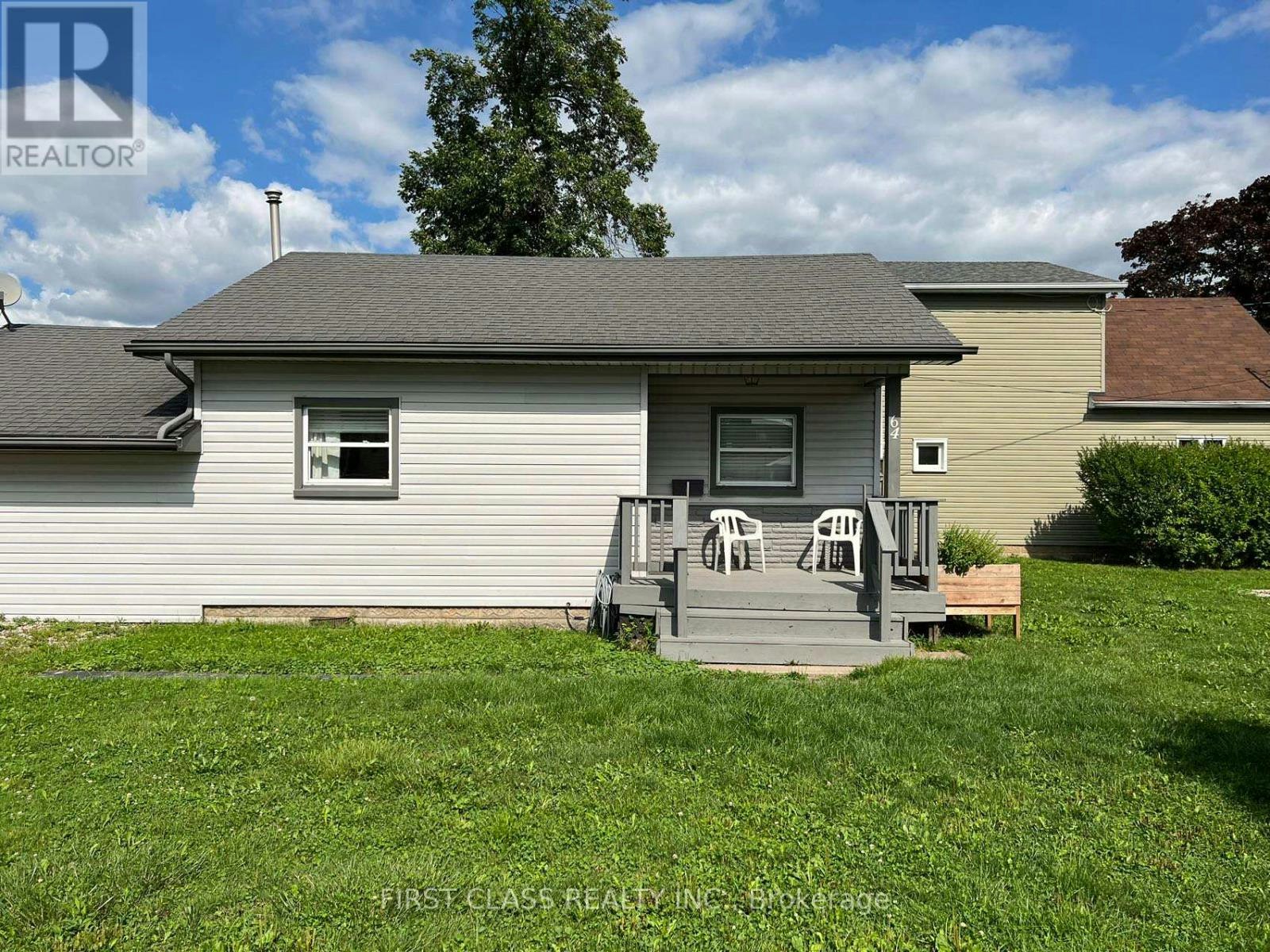 64 Dominion Road, Fort Erie, ON, L2A 1E6 - 3