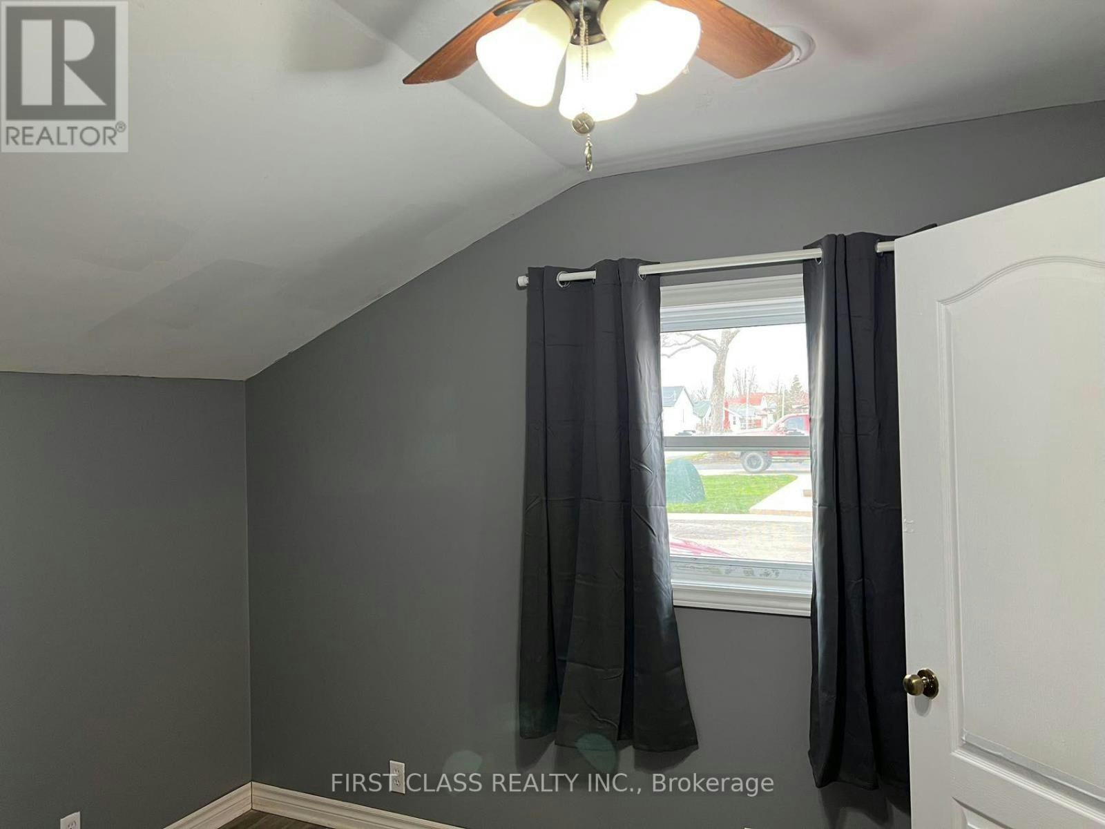 64 Dominion Road, Fort Erie, ON, L2A 1E6 - 16