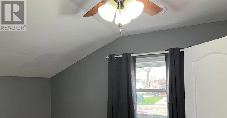 64 Dominion Road, Fort Erie, ON, L2A 1E6 - 16