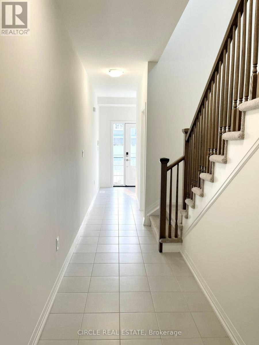 160 Bur Oak Drive, Thorold, ON, L2V 0L7 - 2
