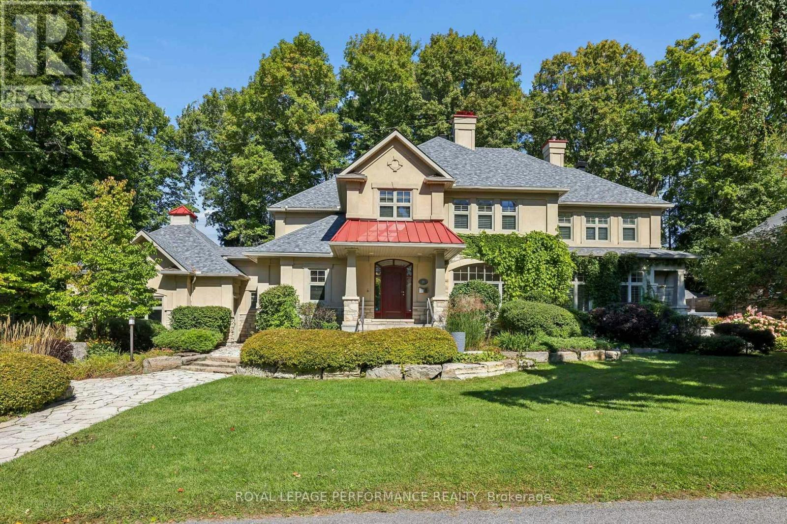 29 Mackinnon Road, Rockcliffe Park, ON, K1M 0G4