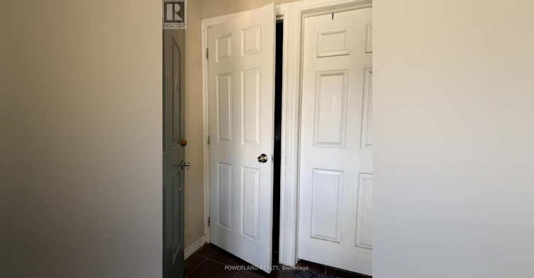 A-68 Carlaw Avenue, Toronto, ON, M4M 2R7 - 3