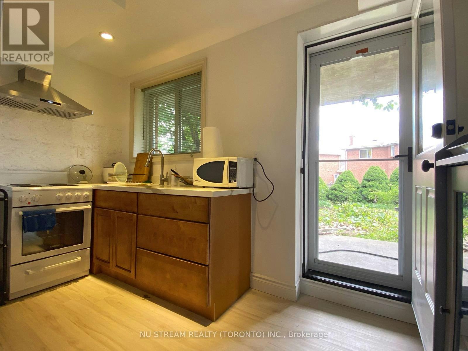 BEDROOM-115 Briggs Avenue, Richmond Hill, ON, L4B 3J5 - 5