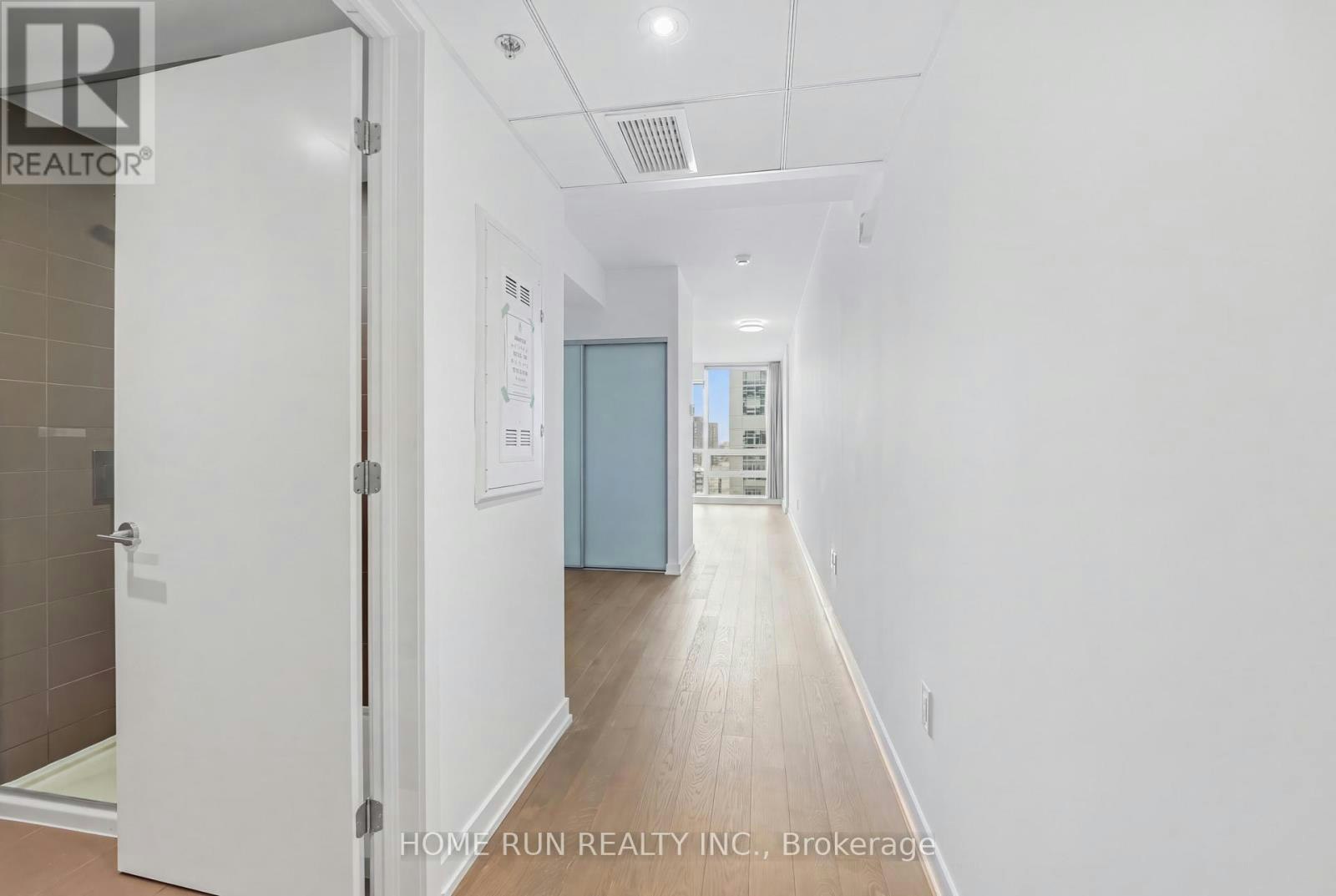 1205-199 Slater Street, Ottawa, ON, K1P 0C8 - 4