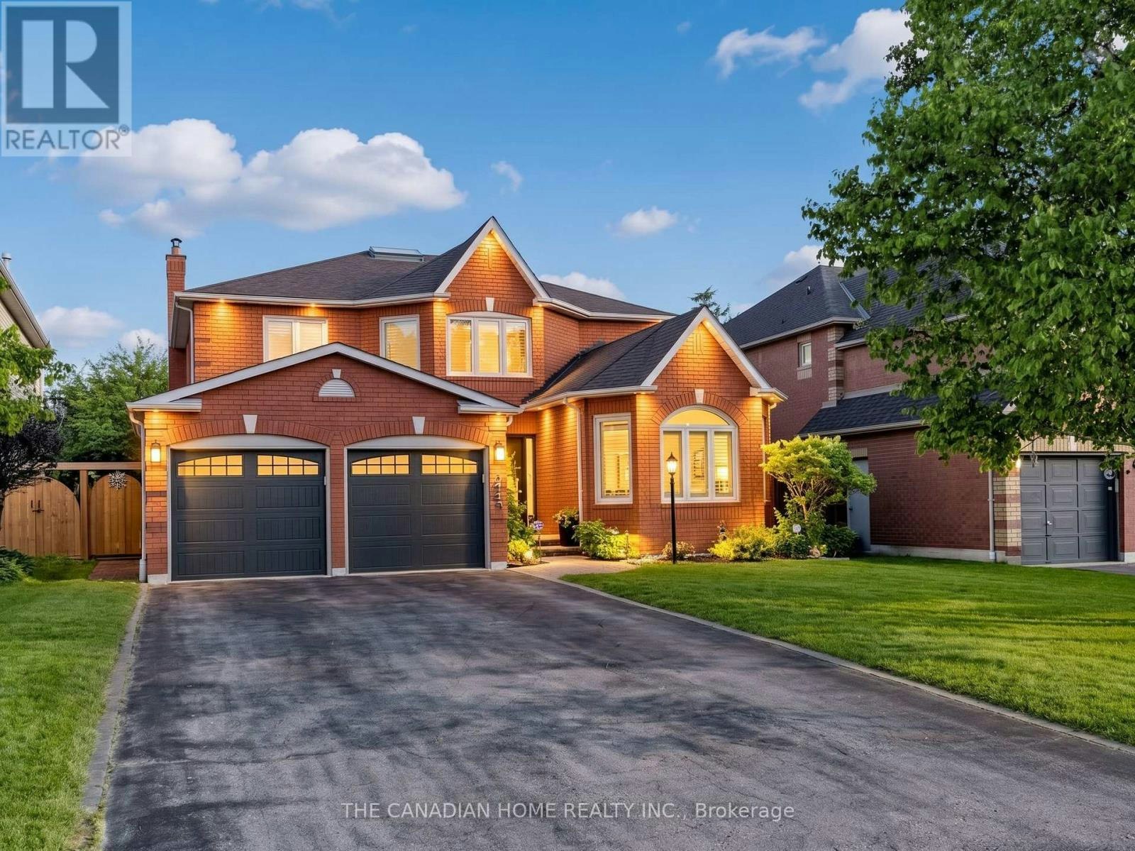 19 Wigston Court, Whitby, ON, L1R 2B9