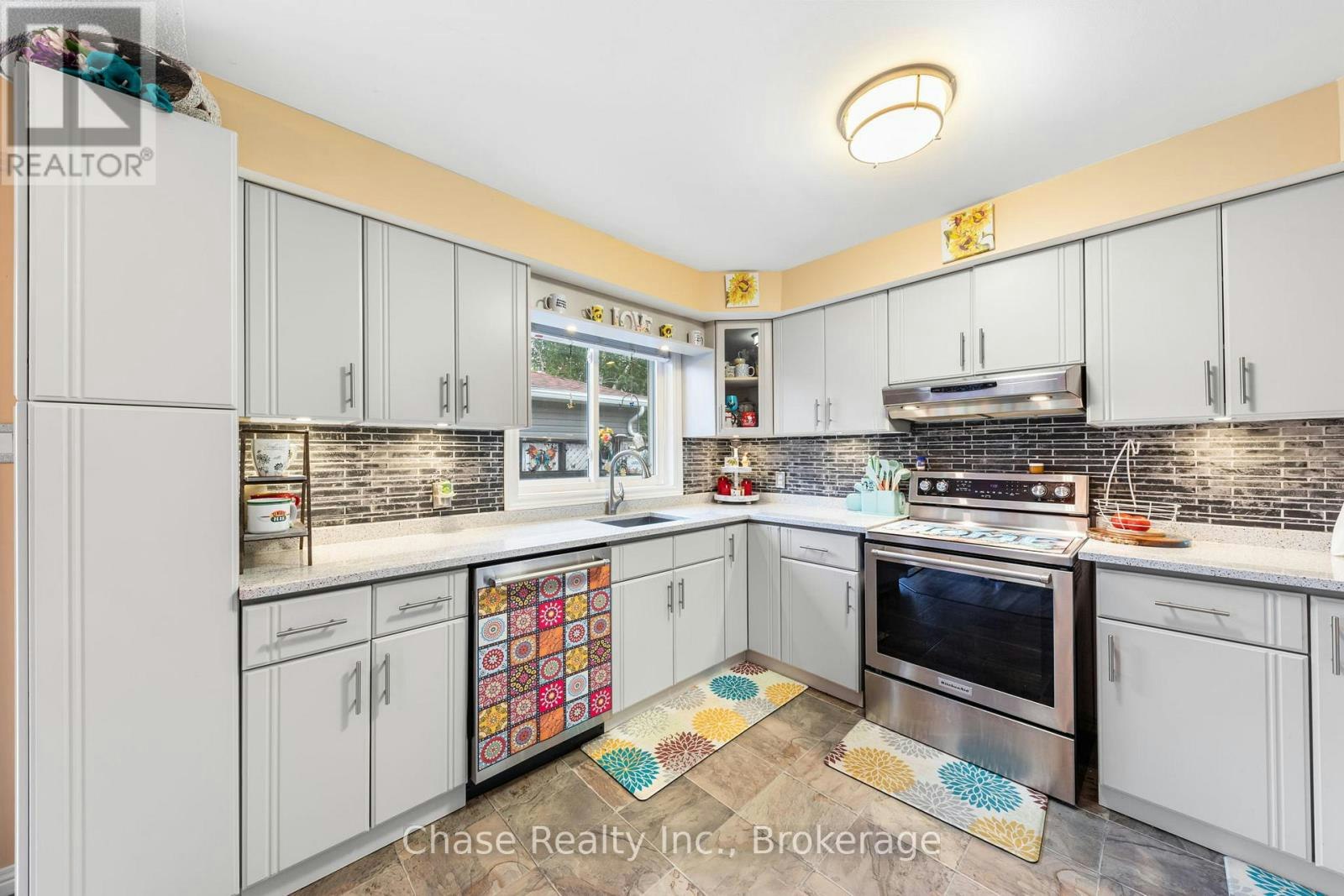 363 Wardell Street, Tay, ON, L0K 1R0 - 5