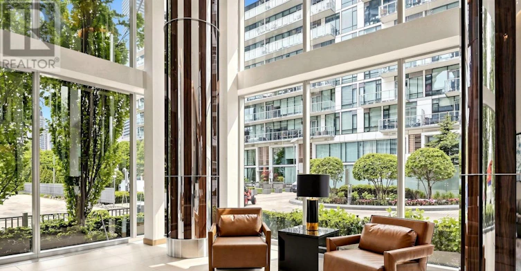328-39 Queens Quay, Toronto, ON, M5E 0A4 - 3