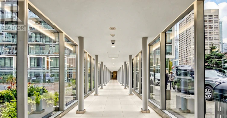 328-39 Queens Quay, Toronto, ON, M5E 0A4 - 2
