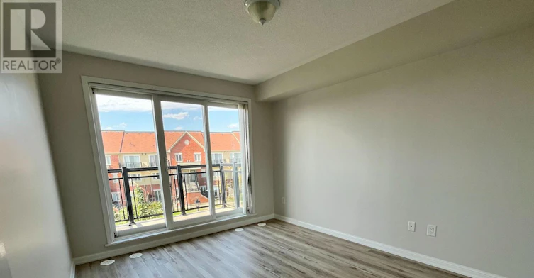 180-250 Sunny Meadow Boulevard, Brampton, ON, L6R 3Y6 - 4