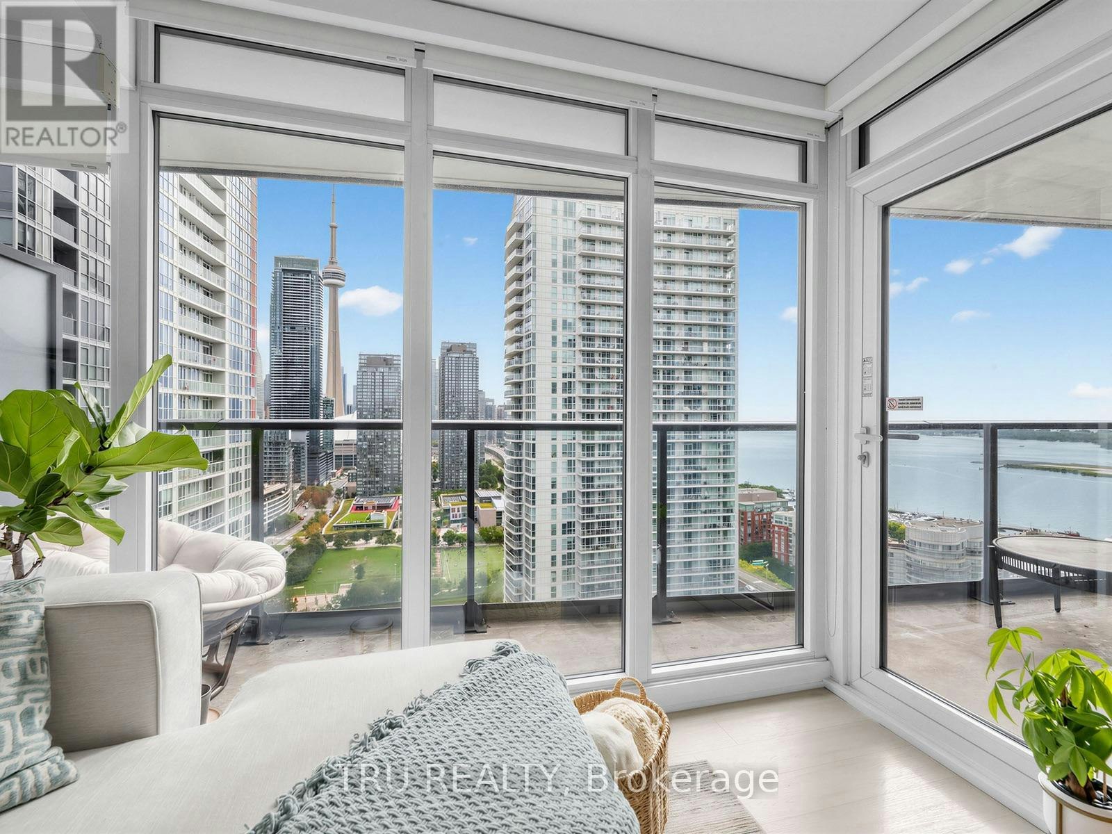 3210-70 Queens Wharf Road, Toronto, ON, M5V 0J2 - 17